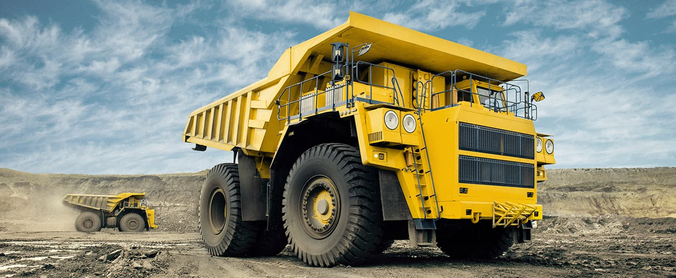 للمركبات التجارية والآلات